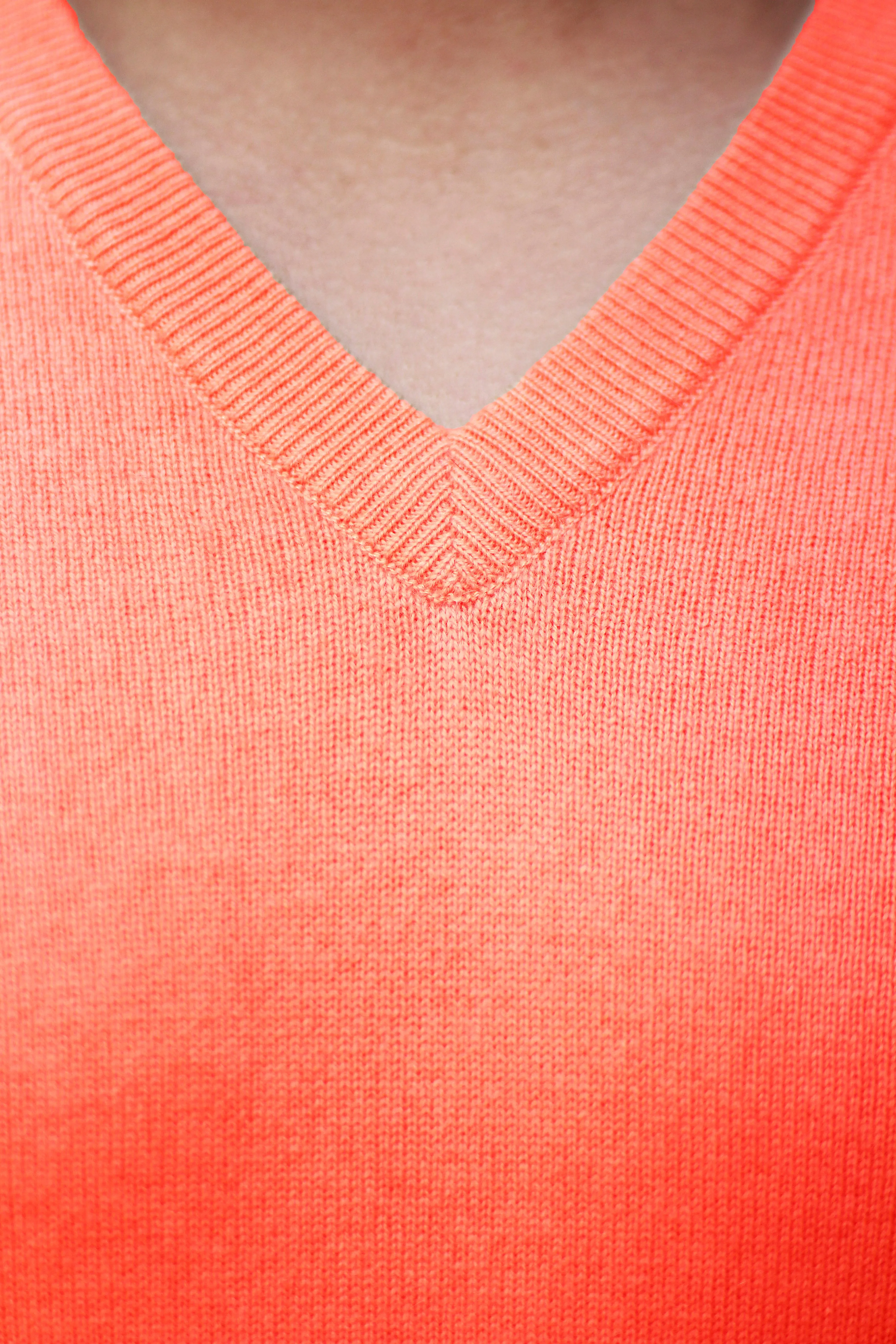 Men's Bright Peach Cashmere Sweater V-Neck Pullover