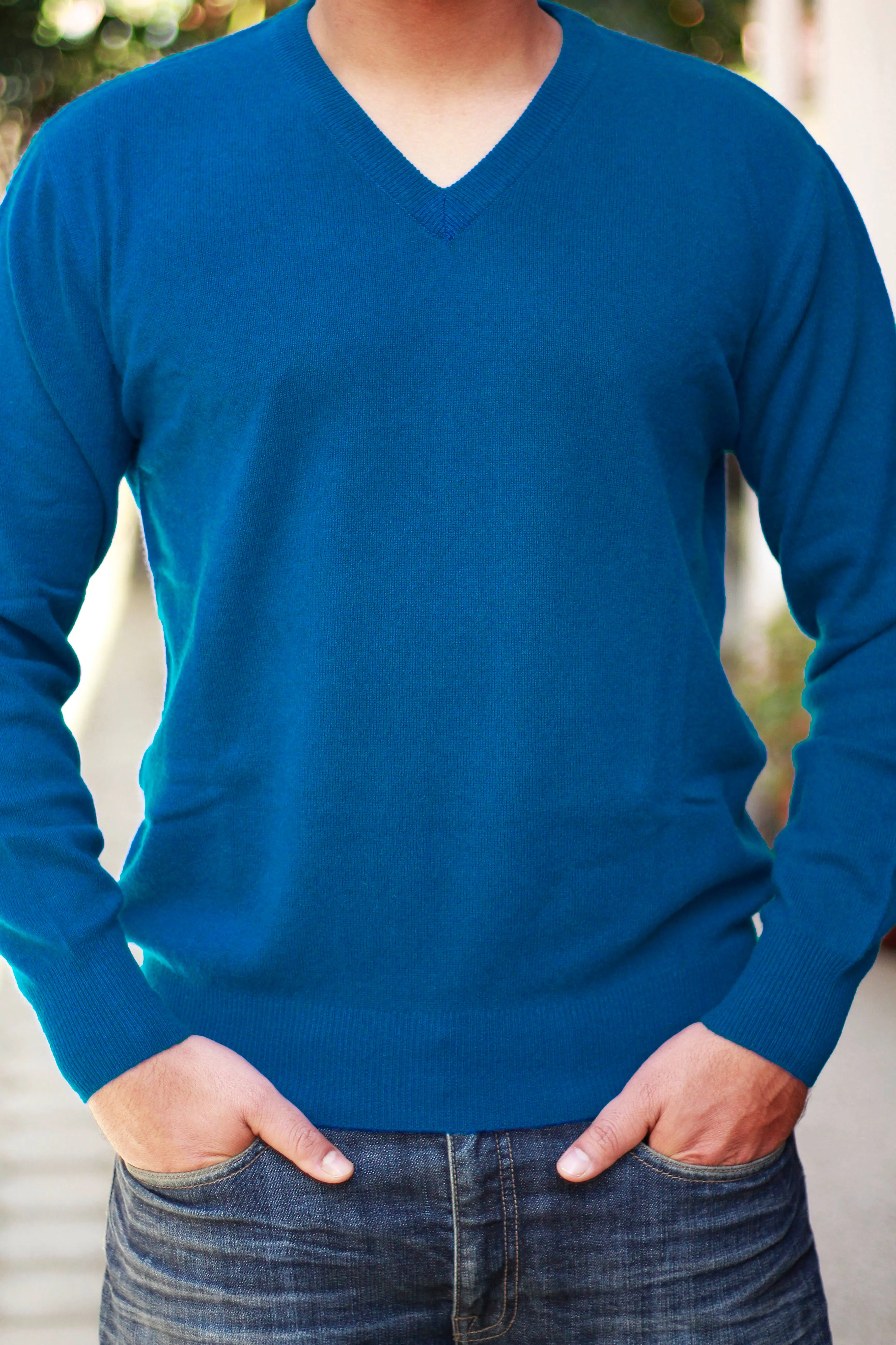 Men's Dodger Blue Cashmere Sweater V-Neck Pullover