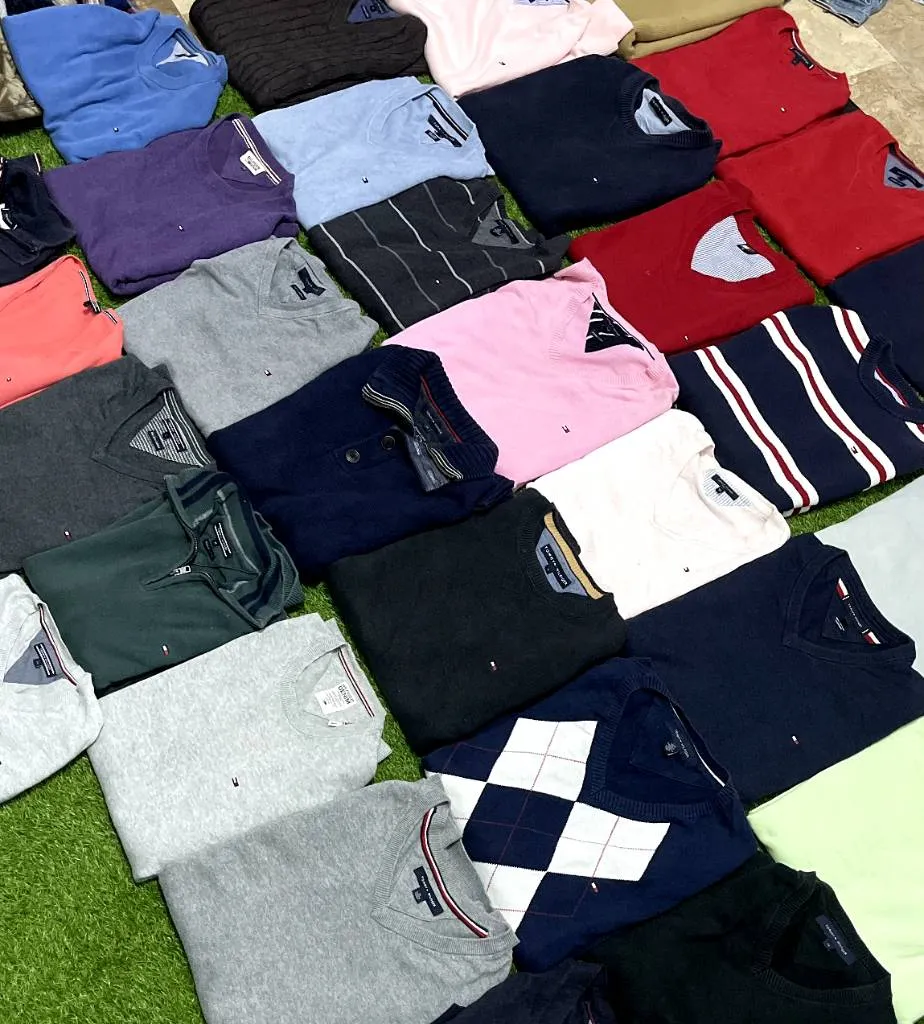 Tommy Hilfiger sweaters 34-Pieces